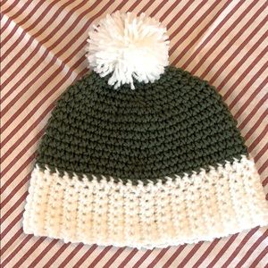 🎄Adorable Handmade Holiday Beanie- Brand New